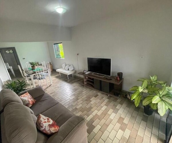 Casa duplex na UR-07/Várzea