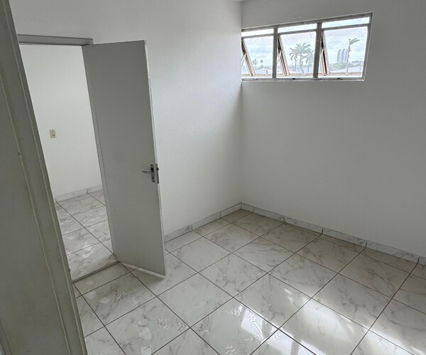 Apartamento na Av. Caxangá