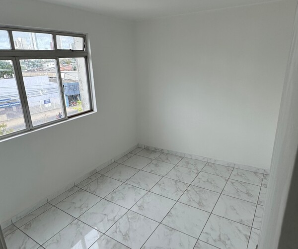 Apartamento na Av. Caxangá