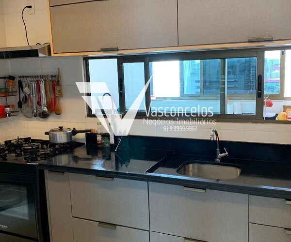 Apartamento 4 Quartos 125m² no Rosarinho