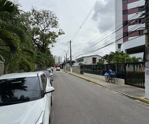 Aluguel de Casa na Madalena com 4 Quartos