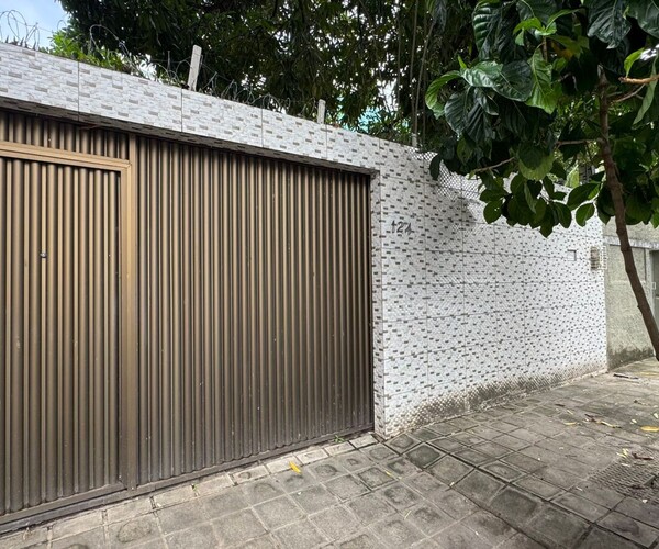 Aluguel de Casa na Madalena com 4 Quartos