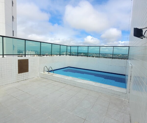 Beira Mar em Olinda - 3 suítes com 105m²