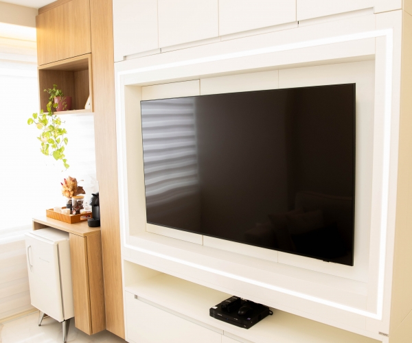 Apartamento Reformado e Mobiliado - 2 quartos com suíte