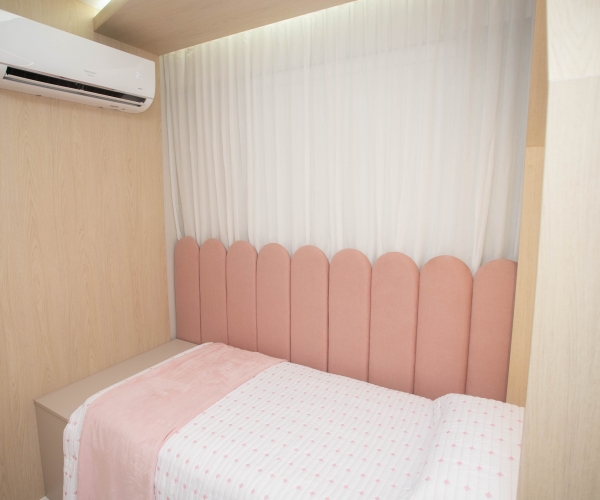 Apartamento Reformado e Mobiliado - 2 quartos com suíte